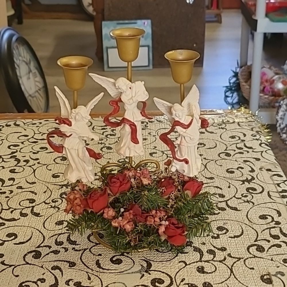 Angel Candlesticks Holder